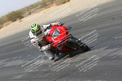 media/Mar-28-2022-Superbike Trackdays (Mon) [[b8603d0f67]]/Open Track Time/Turn 3 Inside/